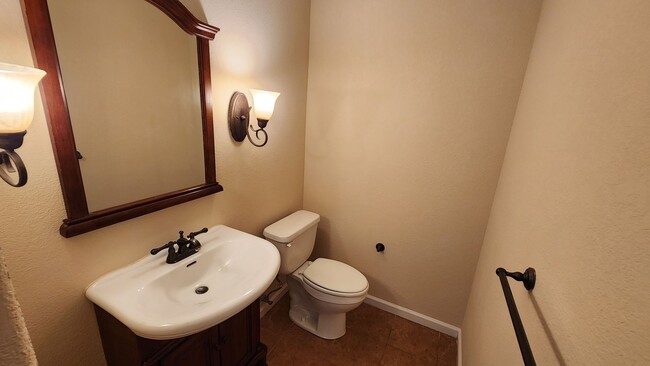 Photo - 2 Bed Unit In Somerset Woods Community