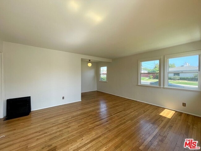 Photo - 5954 W 85th Pl