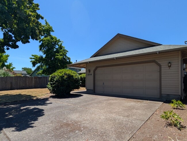 Photo - Wonderful 3-Bedroom, 2-Bath Home With Large Yard & A/C!