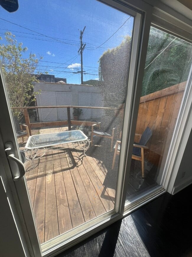 Photo - 1234 Keniston Ave