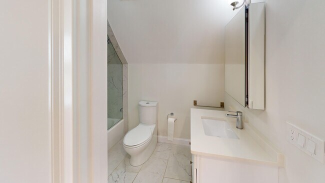 Photo - 62 Gordon St Unit 3