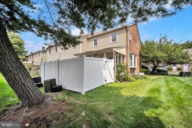 20 Gatehouse Ln