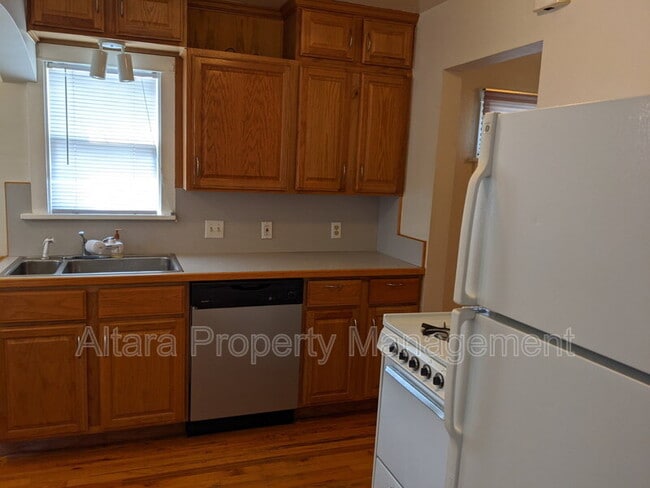 Photo - 1824 S Franklin St