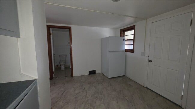 Photo - 65 N Harrison St Unit 2