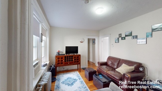 Building Photo - 1163 Boylston St