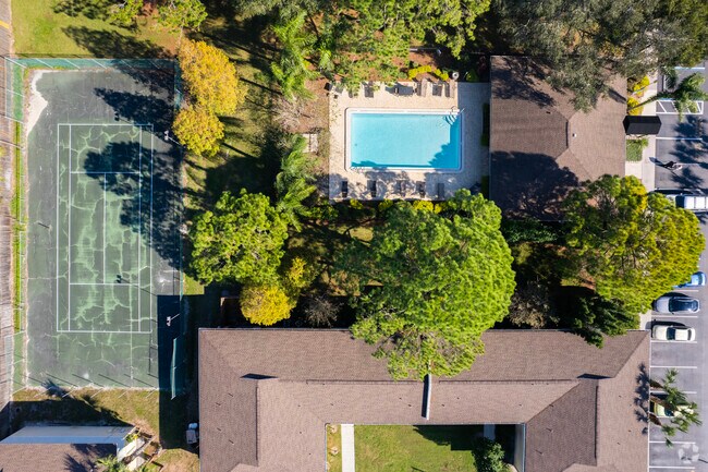 Photo - The Hamptons