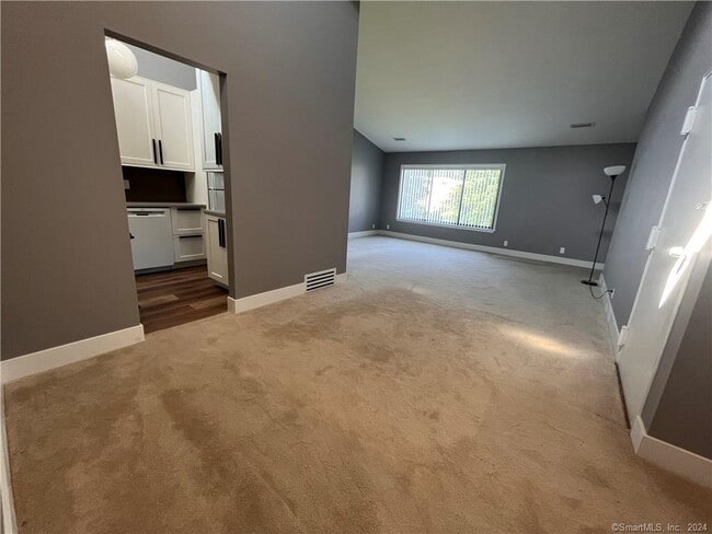 Photo - 60 Olcott Way Unidad 60