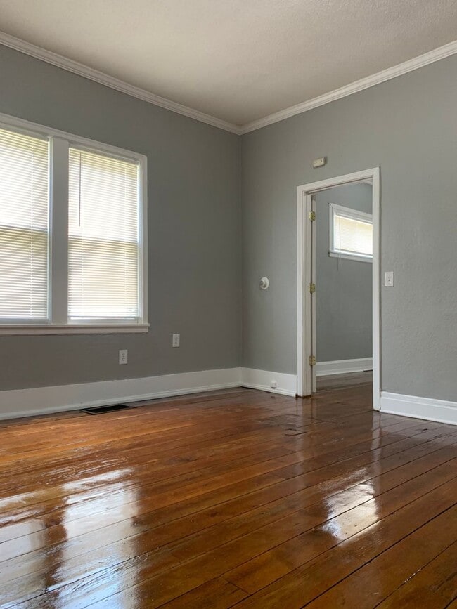 Photo - 1021 Hudson Rd Unit #1