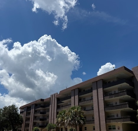 Building Photo - 640 N Nova Rd Unit 212 Rental