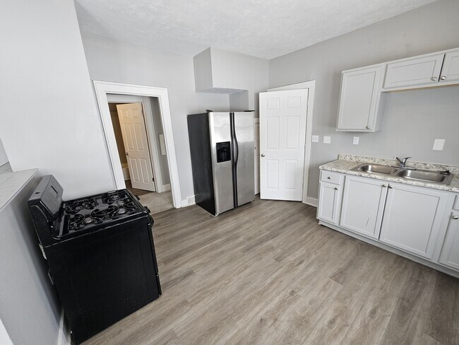 Photo - 3784 E 114th St