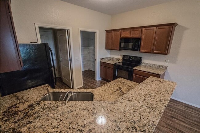 Photo - 1230 Marigold Rd