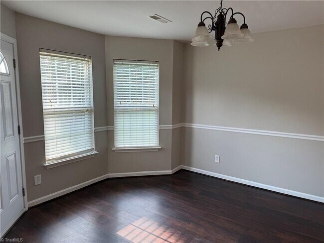 157 Dunbarton Ct