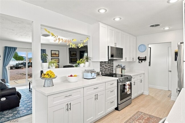 Photo - 609 Sierra Ln