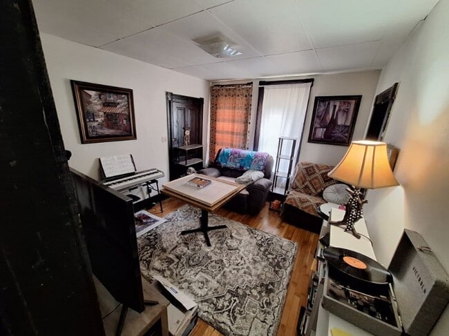 Photo - 1639 Prospect St Unit 4