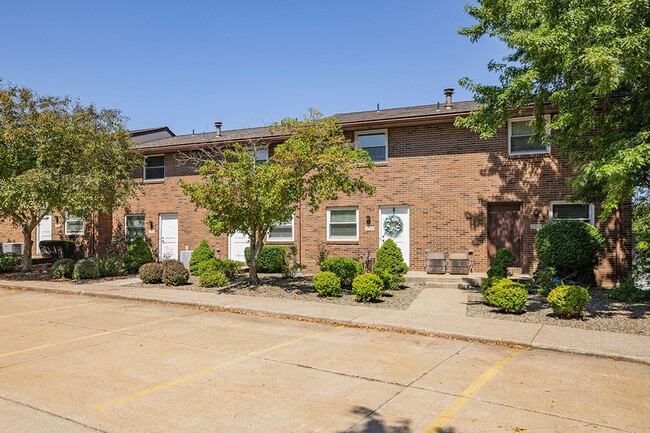 Photo - Willowood Village Apartments & Townhomes