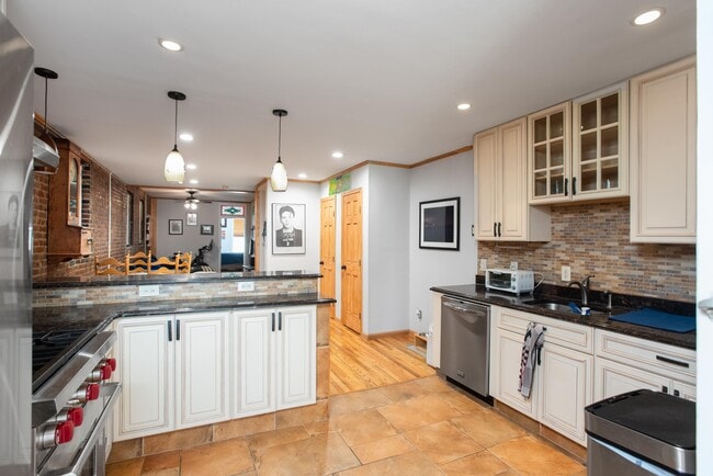 Photo - 222 Willow Ave Unit 2A