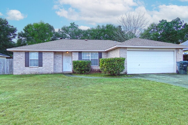 Beautiful Milton Home Near Whiting Field –... - Beautiful Milton Home Near Whiting Field –...