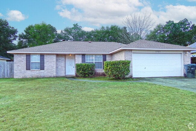 Building Photo - Beautiful Milton Home Near Whiting Field –...