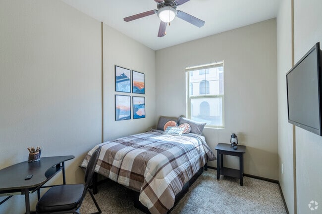 4BR, 4BA - 1,356 SF - The Republic