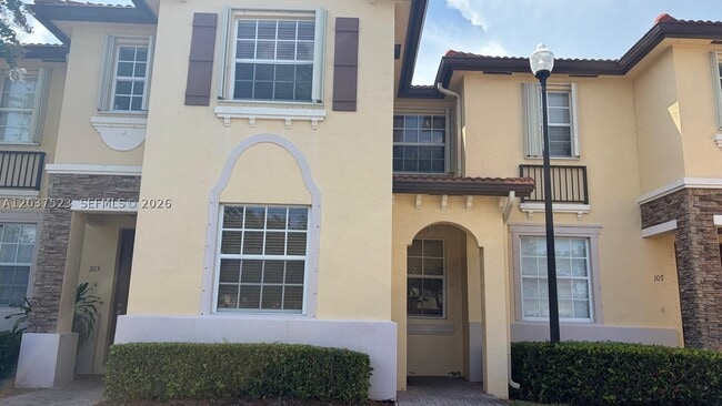 Photo - 1690 NE 33rd Ave
