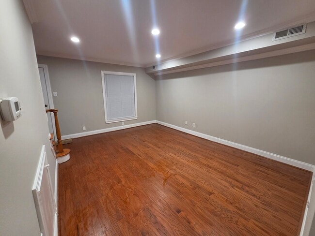 Photo - 122 Wellington Terrace