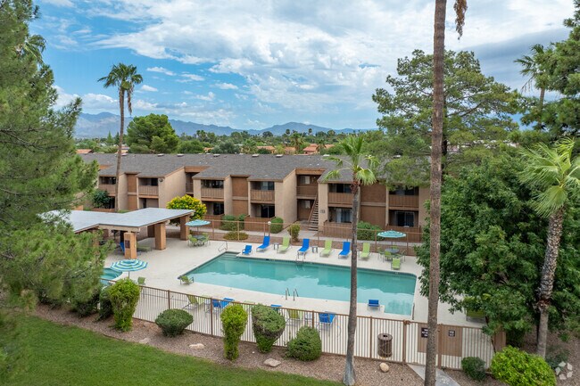 Pool and Spa - Arcadia Park