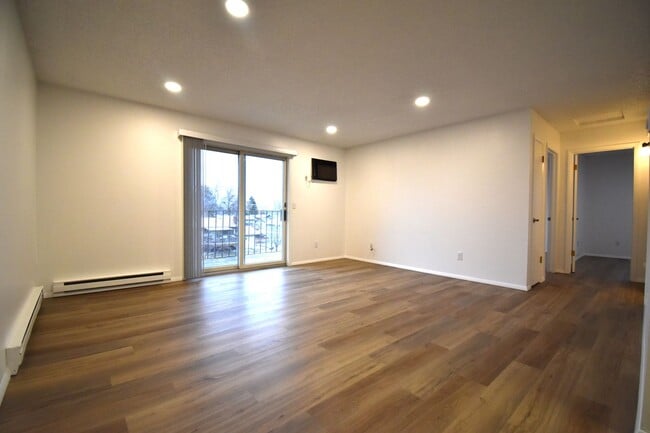 Photo - Newly Renovated! Top floor apartment! Close to MSU and downtown! Unit 64