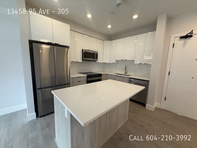 Photo - Brand New Condo - One Month Free Rent! Unité 305