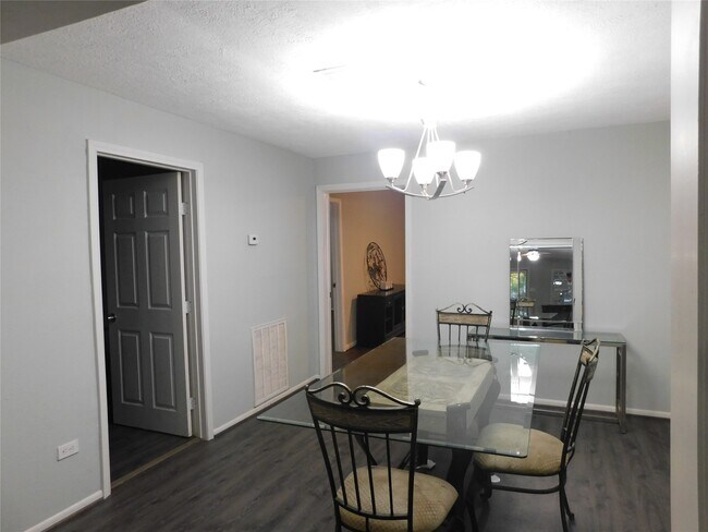 Photo - 1912 Sam Wilson St