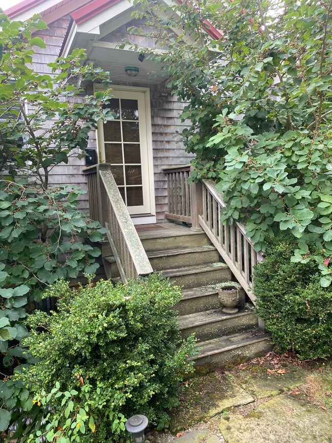 241 Washington Rd Unit Garage