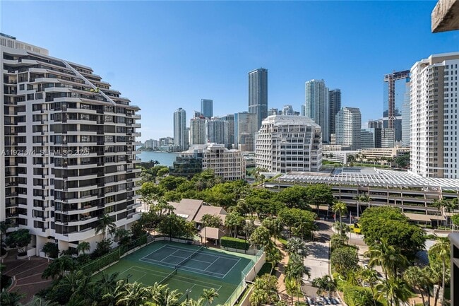 Photo - 540 Brickell Key Dr Unit 1411