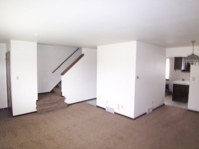 Photo - 5858 N Lovers Lane Rd