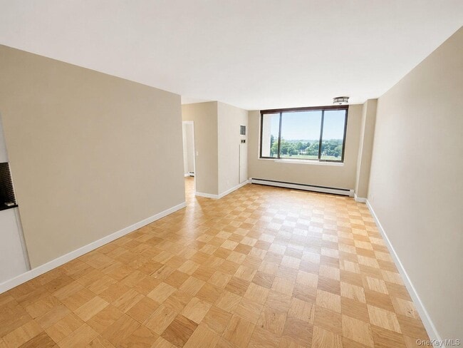 Photo - 27110 Grand Central Pkwy Unit 2U