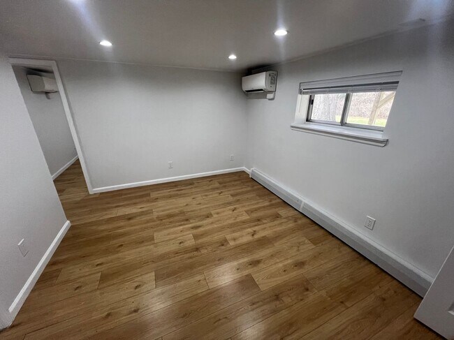 25 Spruce St
