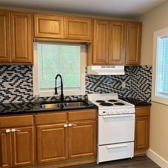 Photo - 1321 Harris Hill Rd