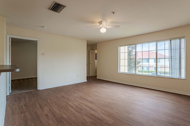 Photo - Hunter's Run Apartments