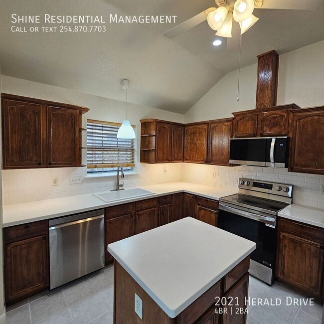 Photo - 2021 Herald Dr