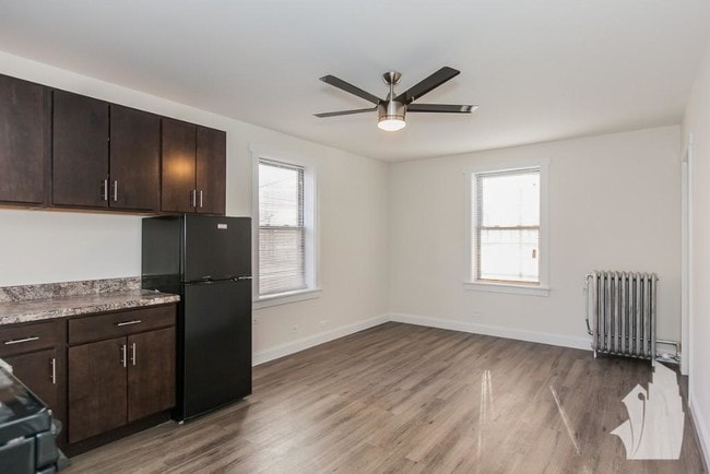 Photo - 3933 N Clarendon Ave Unit 203