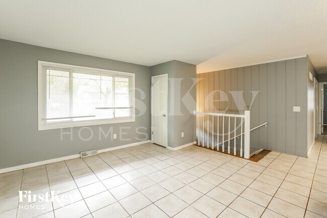 Photo - 5013 NW Woody Creek Ln