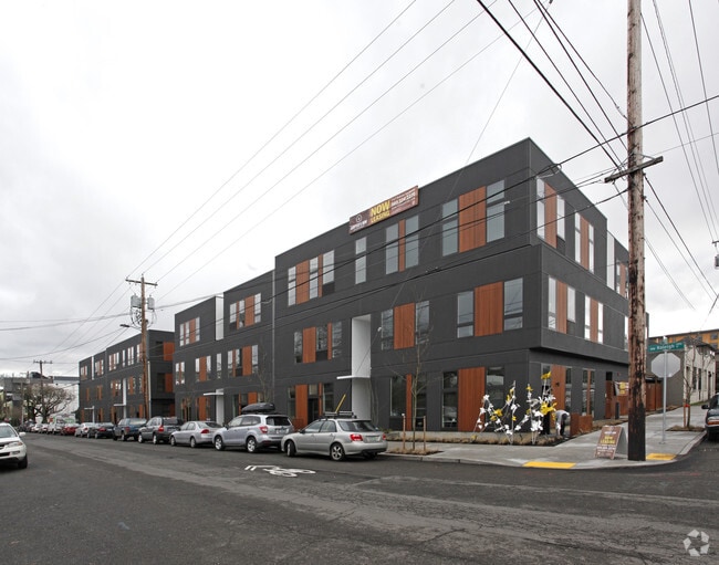 Building Photo - Sawyer's Row Rental