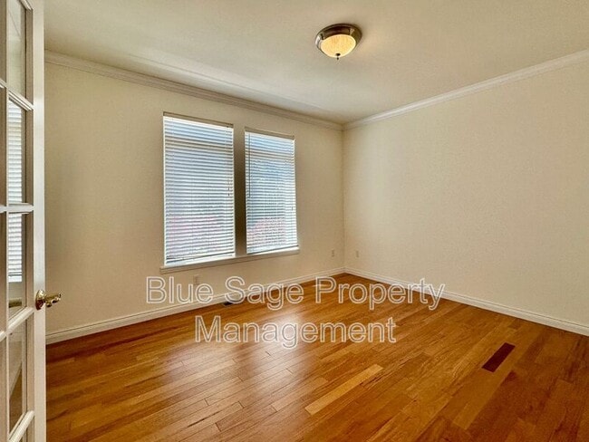 Photo - 561 Doe Run Rd