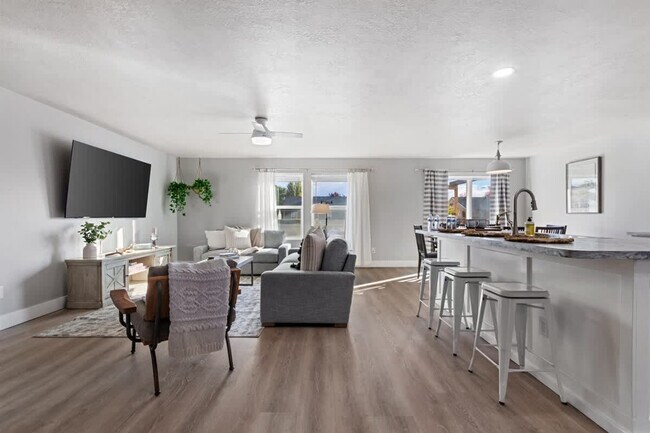 171 E Red Rock St Unit SI ID1250662P