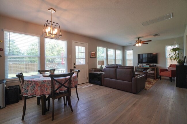 Photo - 3001 Bernardino Cove