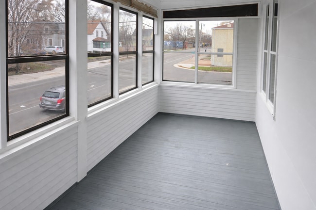 Photo - 283 Front Ave