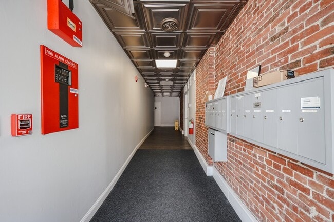 26 Pleasant St