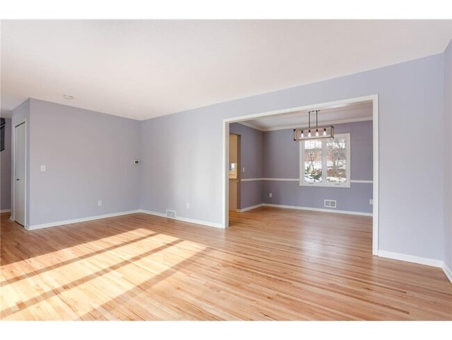 Photo - 8324 29th Ave N