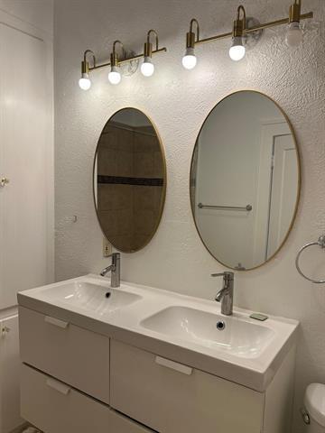 Photo - 5800 Prospect Ave