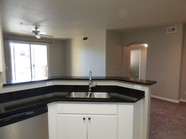 Photo - SOUTHPARK, BEAUTIFUL UPDATES, NEW BLACK GRANITE COUNTERS, NEW CARPET, STAINLESS APPLIANCES, GARAGE! Unit 725