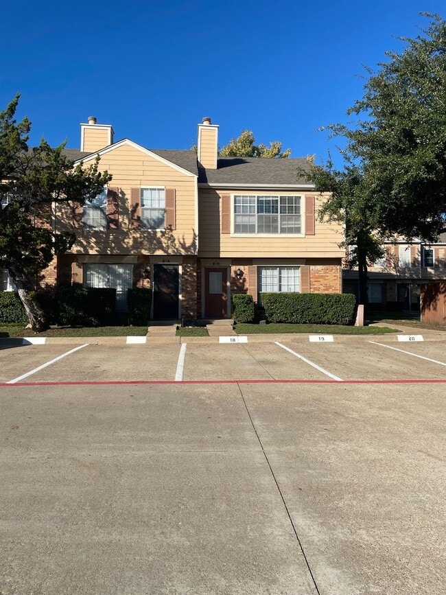 Photo - Briarpark Village Unit B10