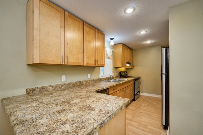 Photo - Charming 3-Bed Duplex in Minneapolis Unit B